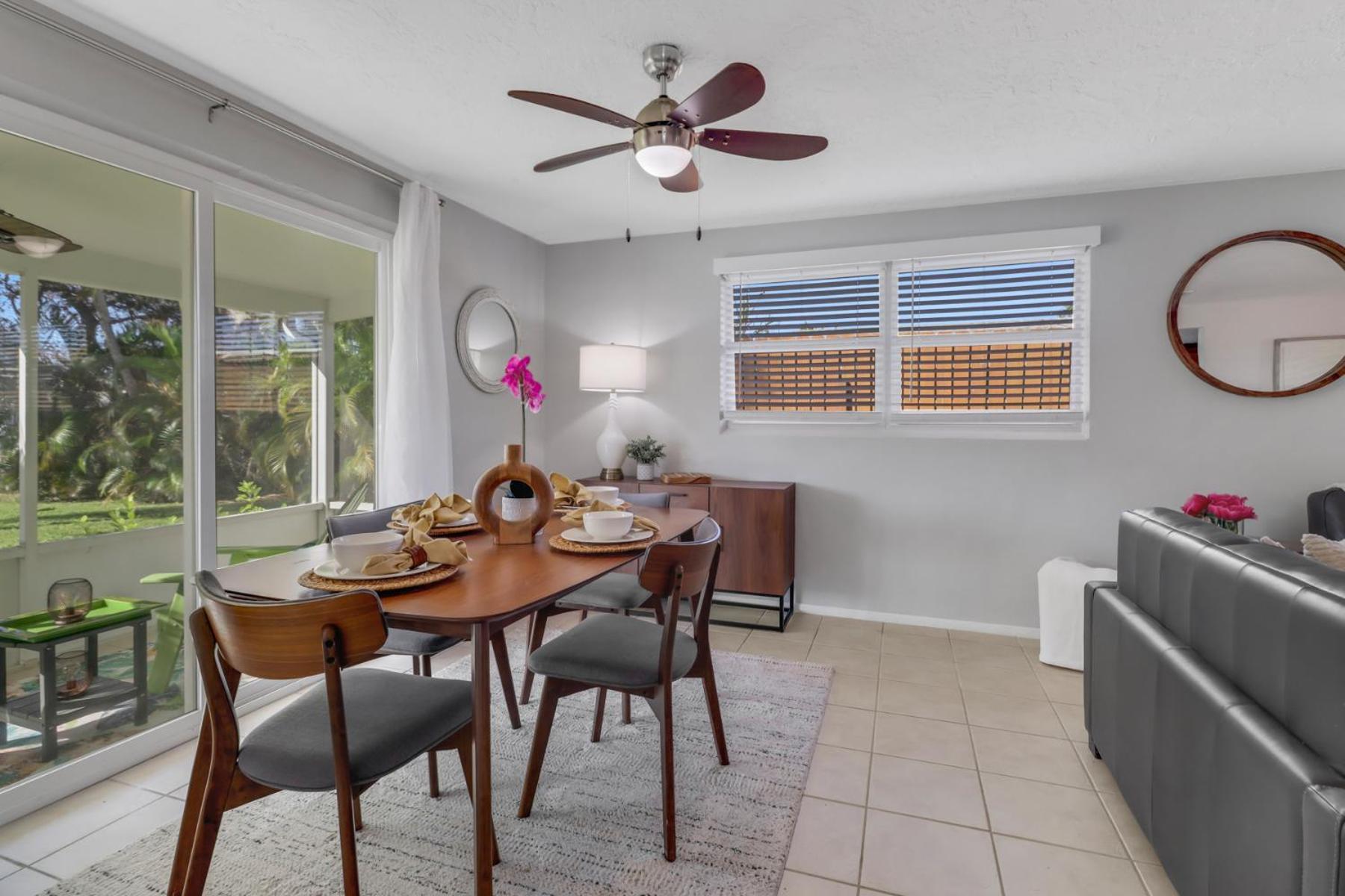 North Naples Little Beach House W/ Pool&Spa - 5 Minutes To Vanderbilt Beach מראה חיצוני תמונה